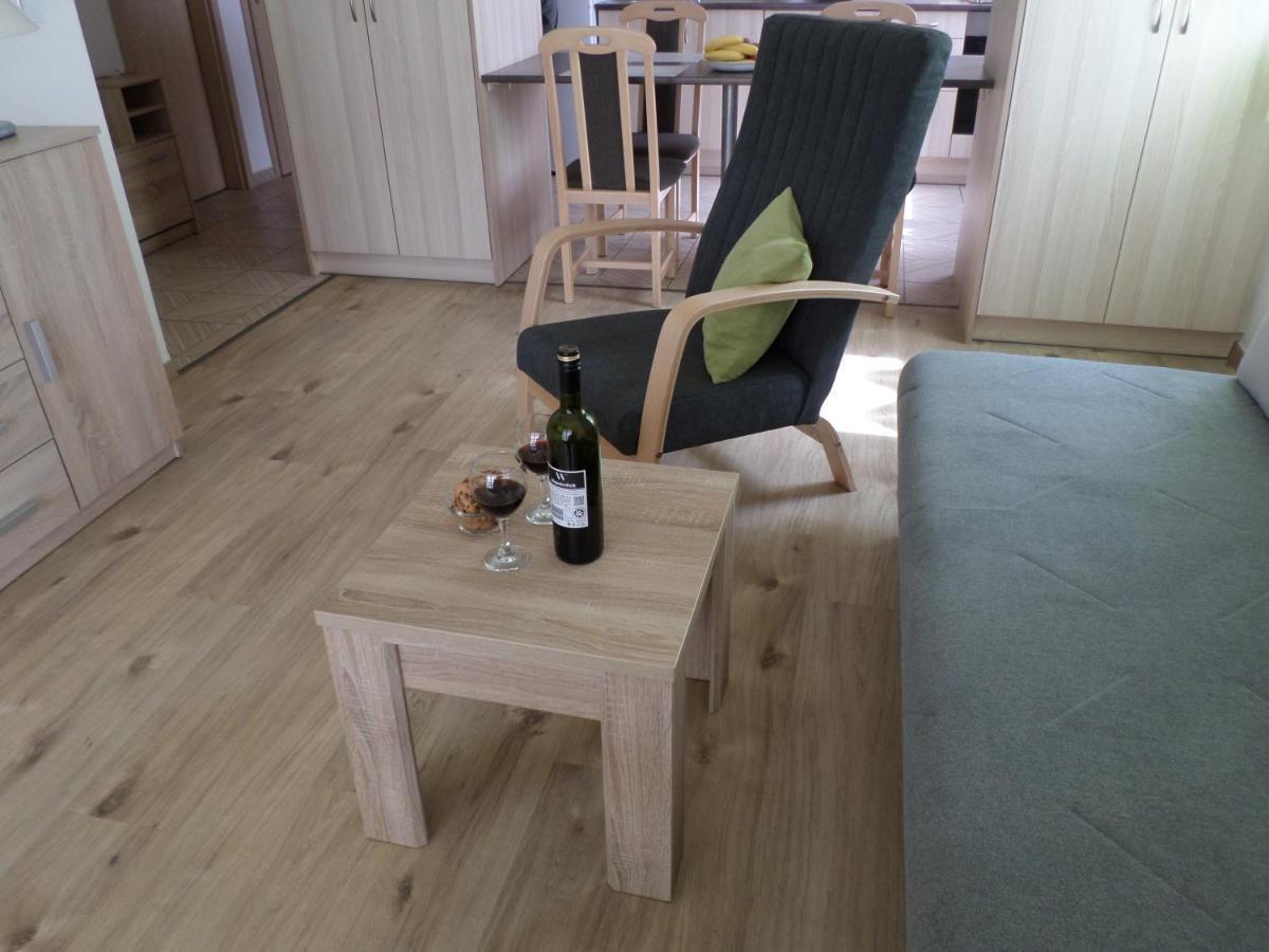 Lakoparki Apartman Veszprém Exterior foto